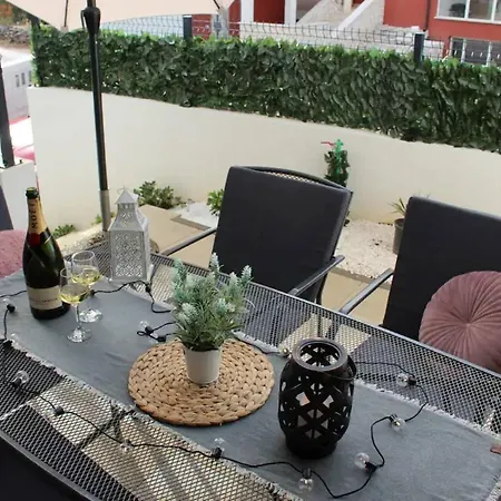 Dita Διαμέρισμα